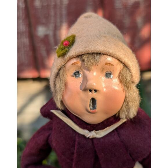 Byers' Choice Caroler 1987 Vintage Christmas Boy w/Rolled Sheet Music Red Coat - Picture 2 of 9